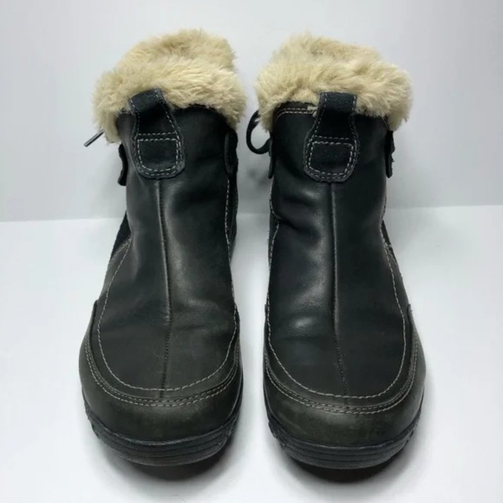 Merrell Rear Lace Winter Boot, size 8.5